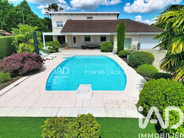 Vente Maison 6 pièces 166 m2 Montagnat