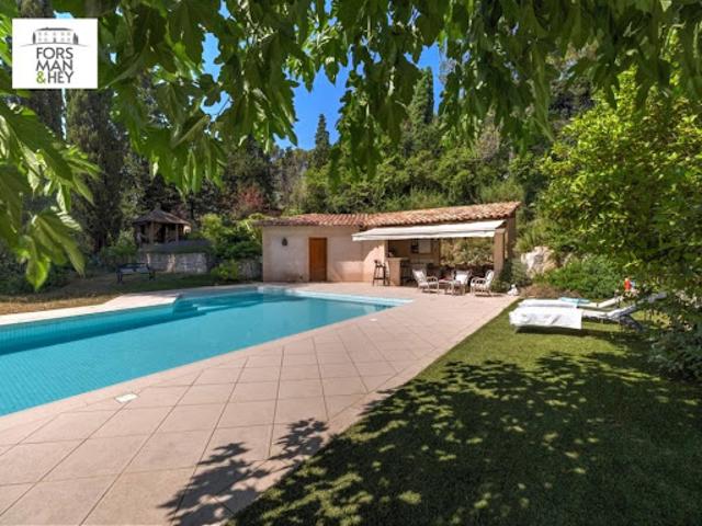 Vente Maison 6 pièces 166.17 m2 Valbonne