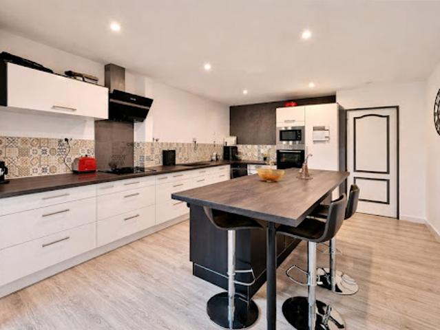 Vente Maison 6 pièces 167 m2 Genlis