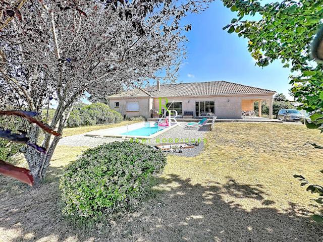 Vente Maison 6 pièces 168 m2 Morlaàs