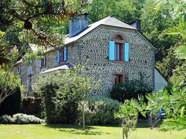 Vente Maison 6 pièces 168 m2 Morlaàs