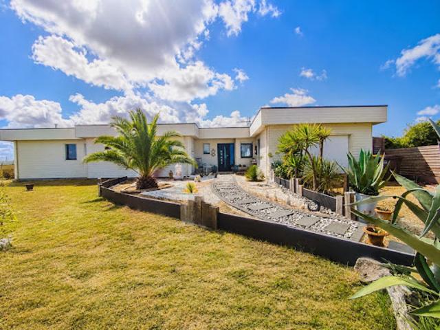 Vente Maison 6 pièces 168 m2 Plounévez Lochrist