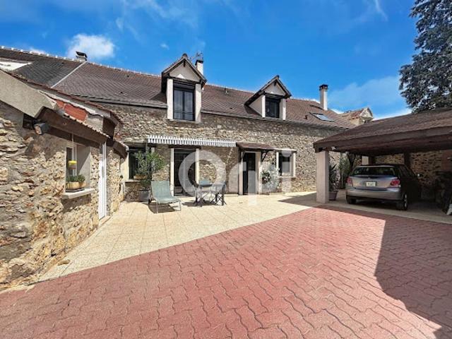 Vente Maison 6 pièces 169 m2 Saint Sauveur sur Ecole
