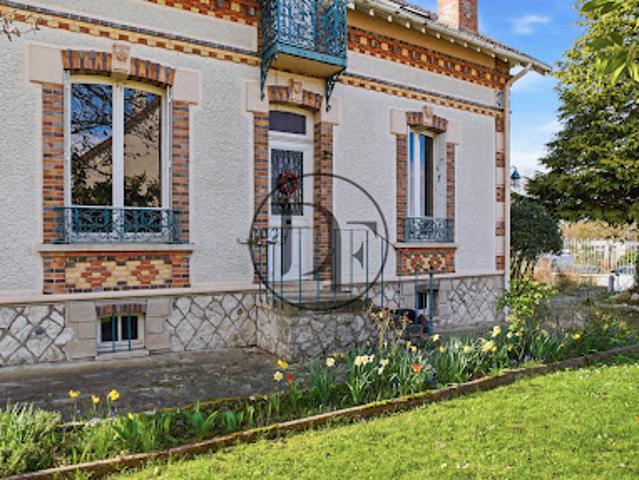 Vente Maison 6 pièces 160 m2 Moret Loing et Orvanne