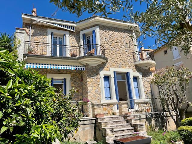 Vente Maison 6 pièces 160 m2 Beziers