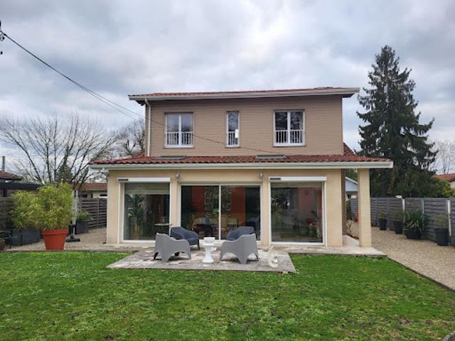 Vente Maison 6 pièces 160 m2 Cadaujac