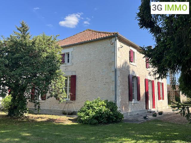 Vente Maison 6 pièces 160 m2 Castillonnès