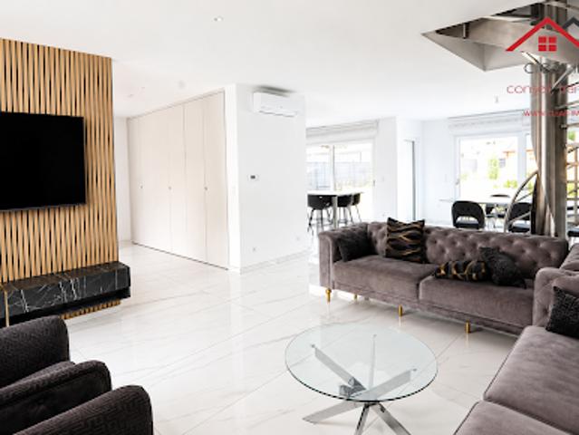 Vente Maison 6 pièces 160 m2 Entrange