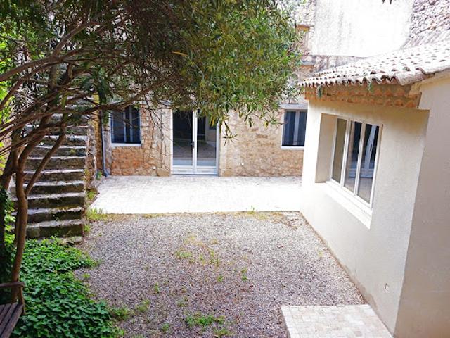 Vente Maison 6 pièces 160 m2 La Roque d'Anthéron