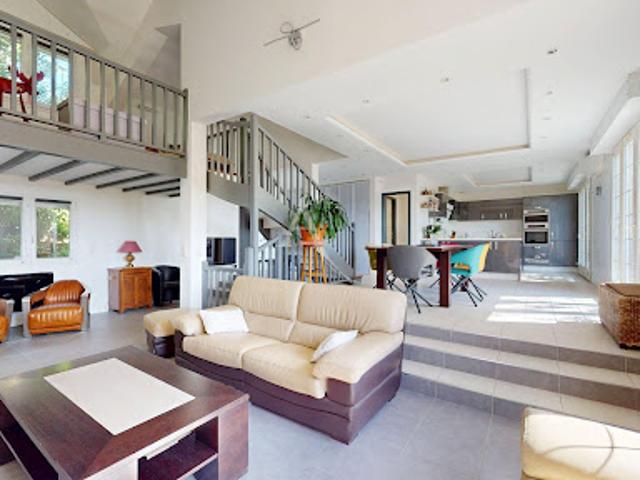 Vente Maison 6 pièces 160 m2 Le Plessis Robinson