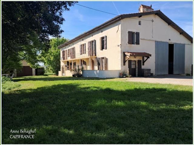 Vente Maison 6 pièces 160 m2 Pergain Taillac