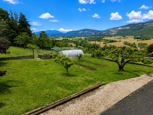 Vente Maison 6 pièces 160 m2 Peyrieu