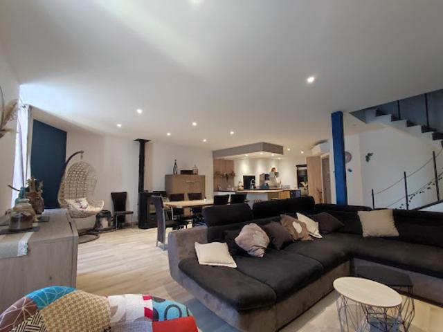 Vente Maison 6 pièces 160 m2 Pouzolles