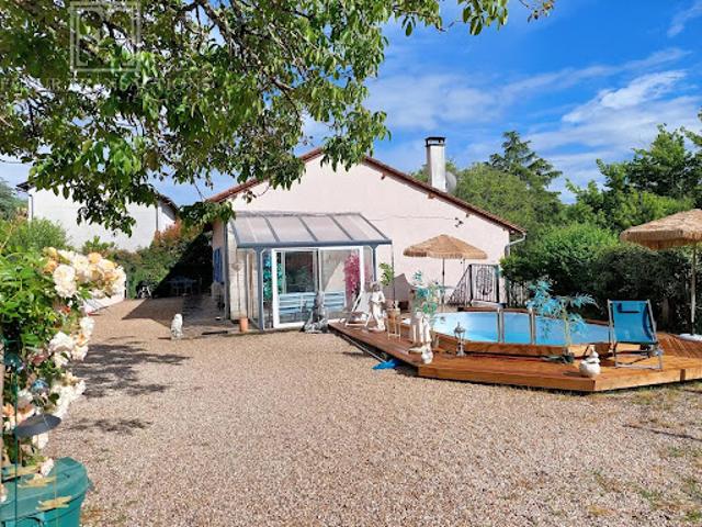 Vente Maison 6 pièces 160 m2 Riberac