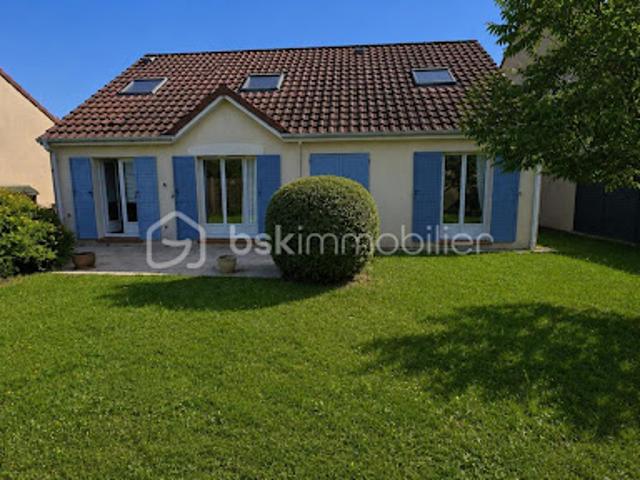 Vente Maison 6 pièces 160 m2 Saint Pierre du Perray