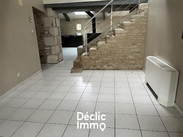 Vente Maison 6 pièces 160 m2 Saint Sauvant