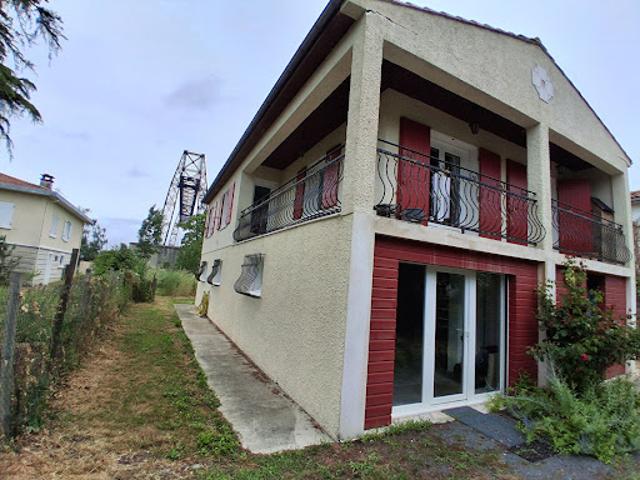Vente Maison 6 pièces 161 m2 Echillais