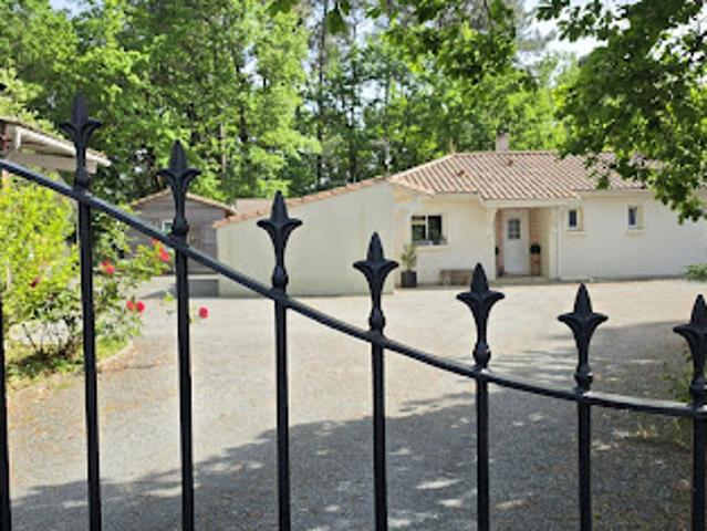 Vente Maison 6 pièces 162 m2 Conne de Labarde