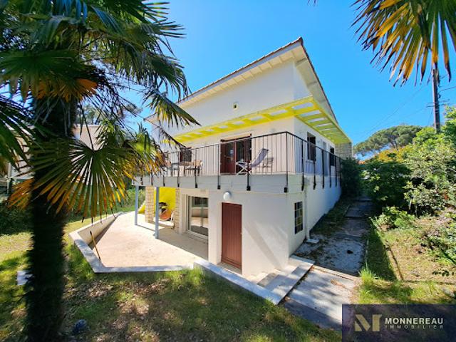 Vente Maison 6 pièces 162 m2 Saint Georges de Didonne