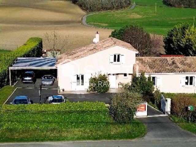 Vente Maison 6 pièces 163 m2 Magnac Lavalette Villars