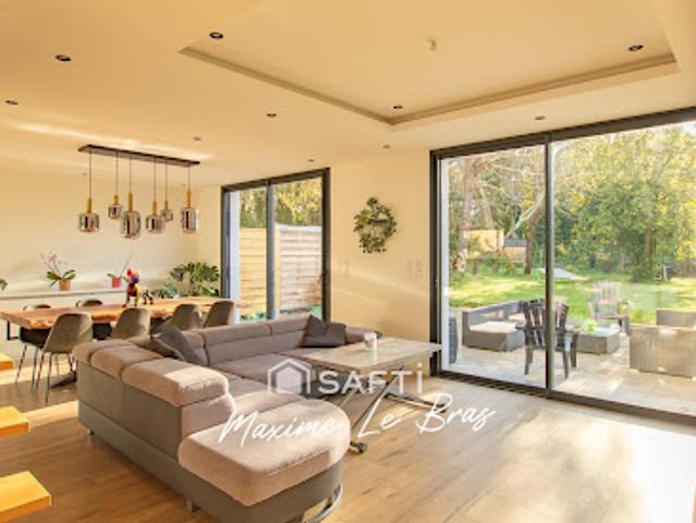 Vente Maison 6 pièces 163 m2 Concarneau