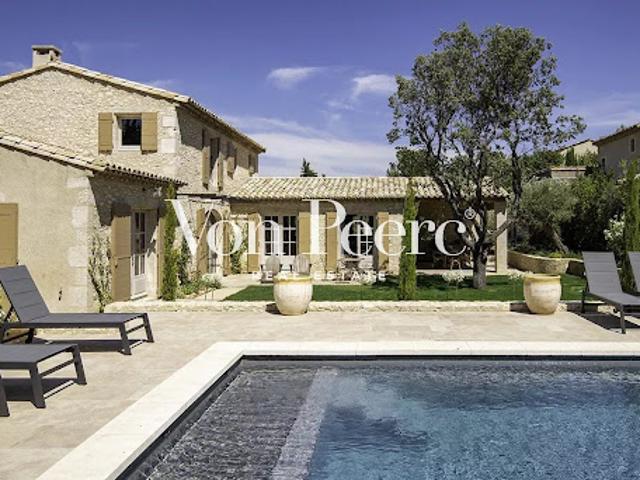 Vente Maison 6 pièces 163 m2 Eygalières