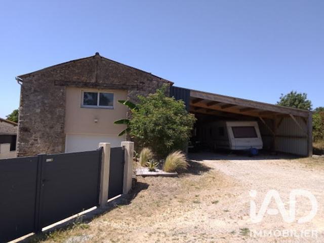 Vente Maison 6 pièces 174 m2 Saint Etienne du Bois