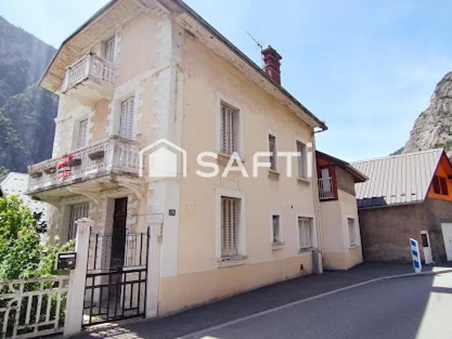 Vente Maison 6 pièces 174 m2 Saint Jean de Maurienne