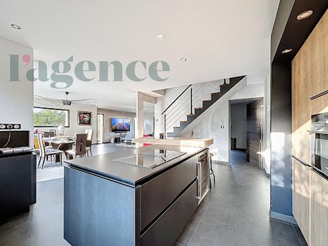 Vente Maison 6 pièces 174.21 m2 Critot