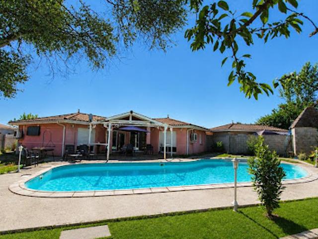 Vente Maison 6 pièces 180 m2 Ambares et lagrave