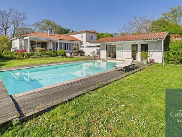 Vente Maison 6 pièces 175 m2 Bouliac