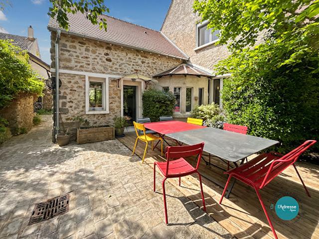 Vente Maison 6 pièces 175 m2 Fontenay le Vicomte