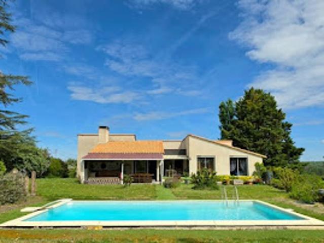 Vente Maison 6 pièces 175 m2 Riberac