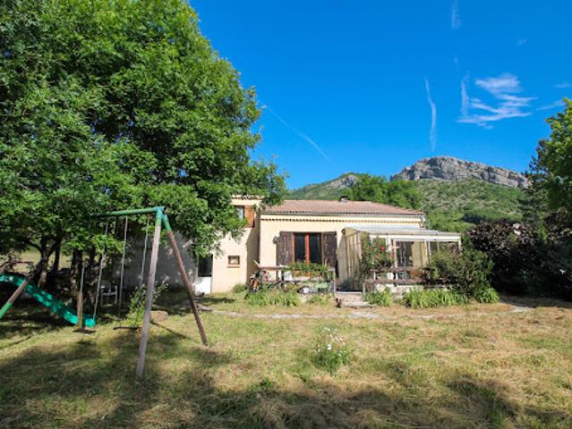 Vente Maison 6 pièces 175 m2 Séderon
