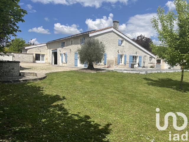 Vente Maison 6 pièces 176 m2 Saint Palais du Né
