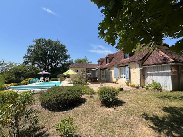 Vente Maison 6 pièces 176 m2 Saint Rabier
