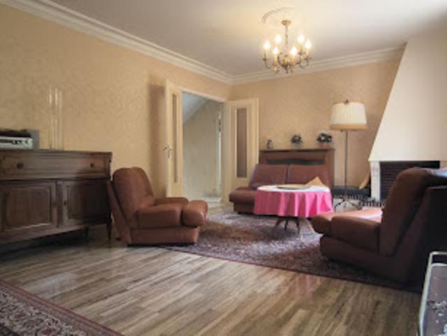 Vente Maison 6 pièces 176 m2 Sainte genevieve des bois
