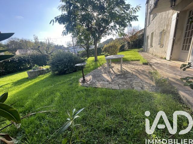 Vente Maison 6 pièces 177 m2 Saint Césaire