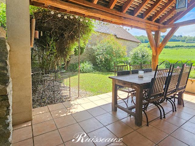 Vente Maison 6 pièces 178 m2 Trouhaut