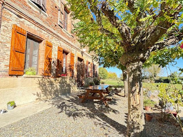 Vente Maison 6 pièces 179 m2 Sainte Foy de Peyrolières