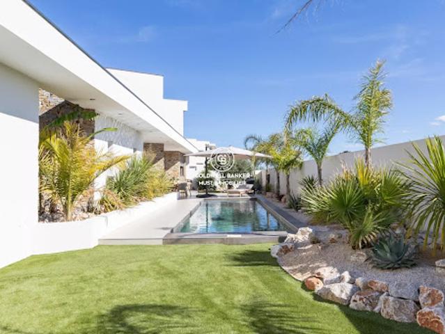 Vente Maison 6 pièces 179.34 m2 Perpignan