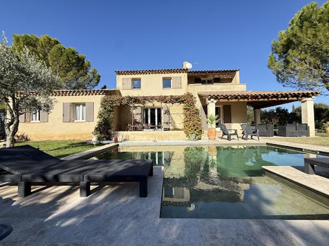 Vente Maison 6 pièces 170 m2 Meyrargues