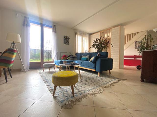 Vente Maison 6 pièces 170 m2 Montfort l'Amaury