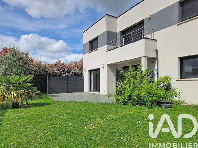 Vente Maison 6 pièces 170 m2 Oissel