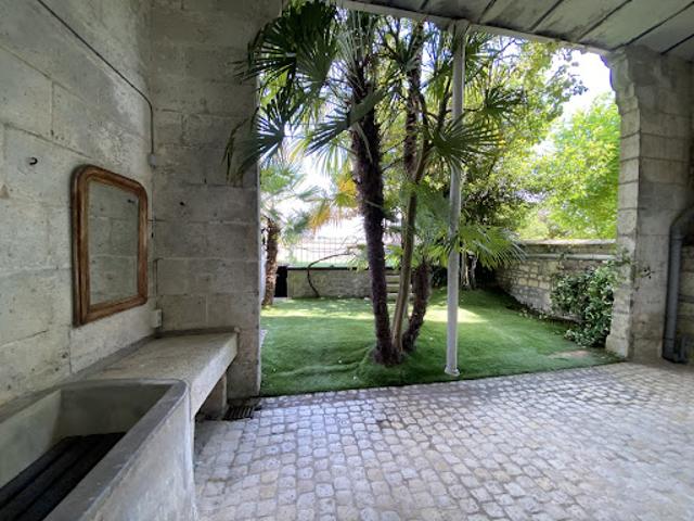 Vente Maison 6 pièces 170 m2 Angouleme