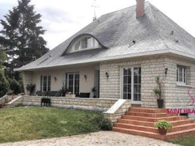 Vente Maison 6 pièces 170 m2 Cléry Saint André