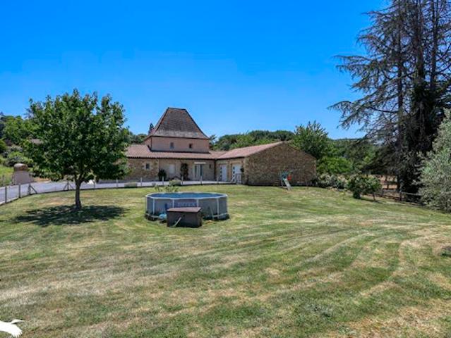 Vente Maison 6 pièces 170 m2 Le Buisson de Cadouin
