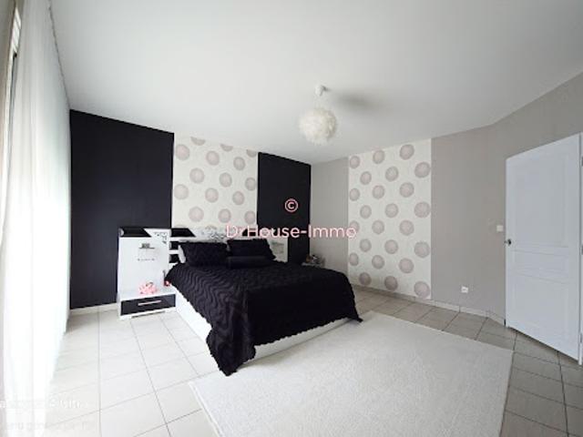 Vente Maison 6 pièces 170 m2 Unieux