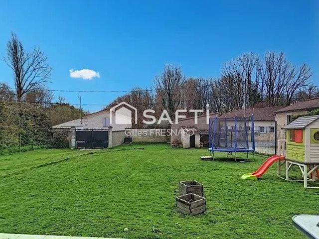 Vente Maison 6 pièces 171 m2 Echebrune