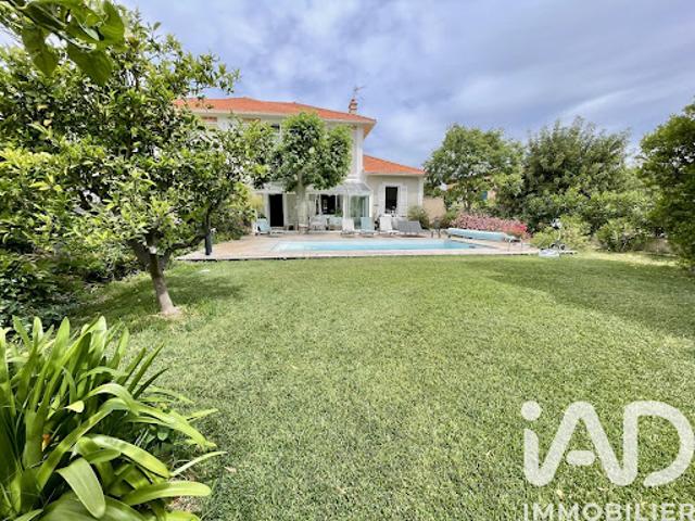 Vente Maison 6 pièces 171 m2 La Londe les Maures